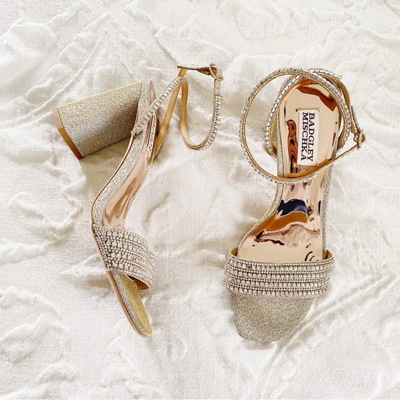 Badgley Mischka Becca PlatinoHeels Size 7.5